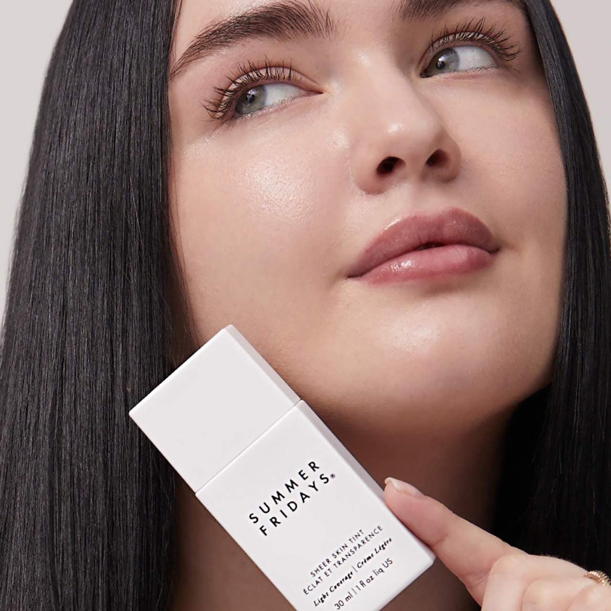 SUMMER FRIDAYS Sheer Skin Tint - Hyaluronsäure + Squalan
