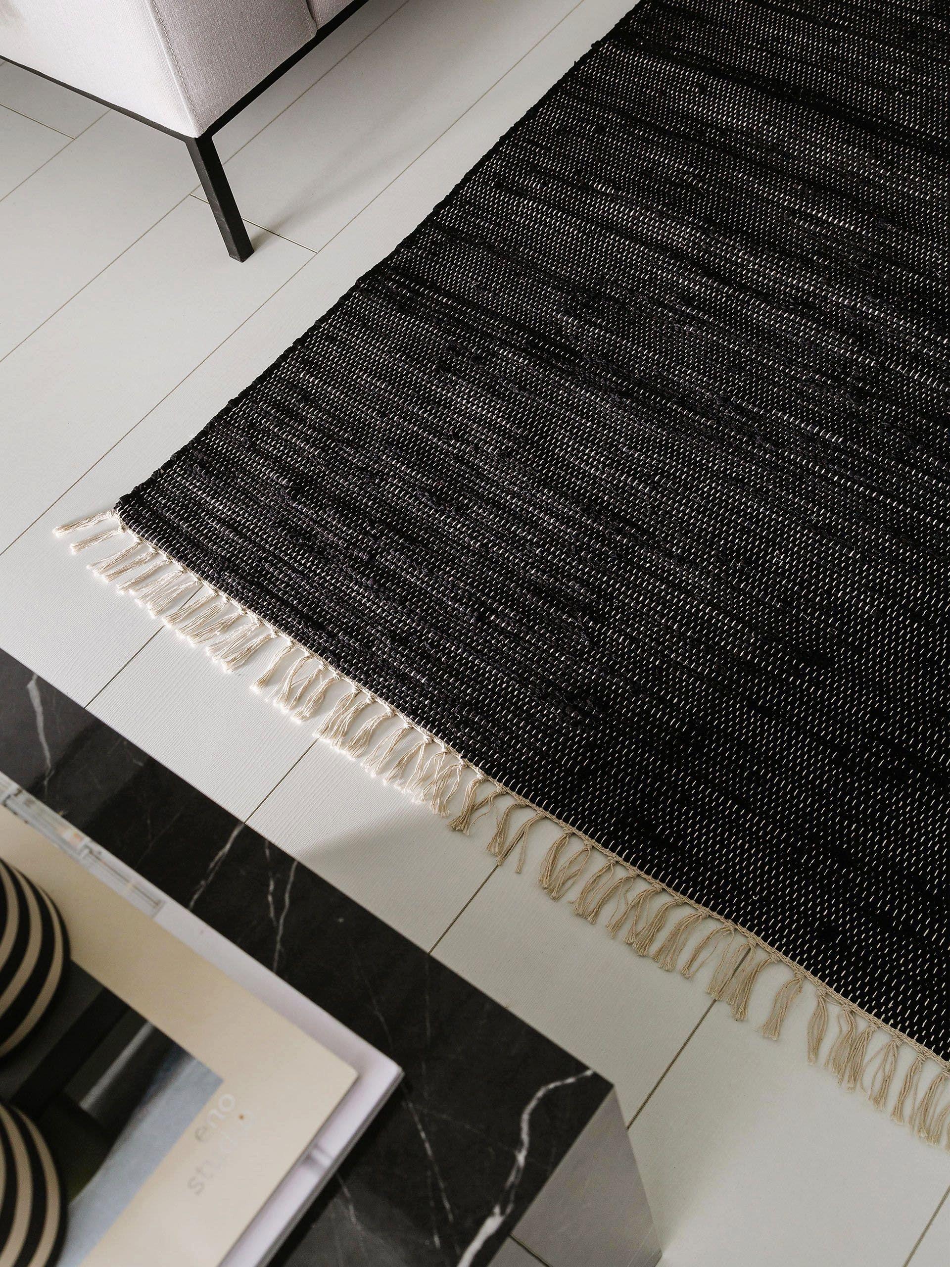 Benuta Teppich aus recyceltem Material Tom Schwarz