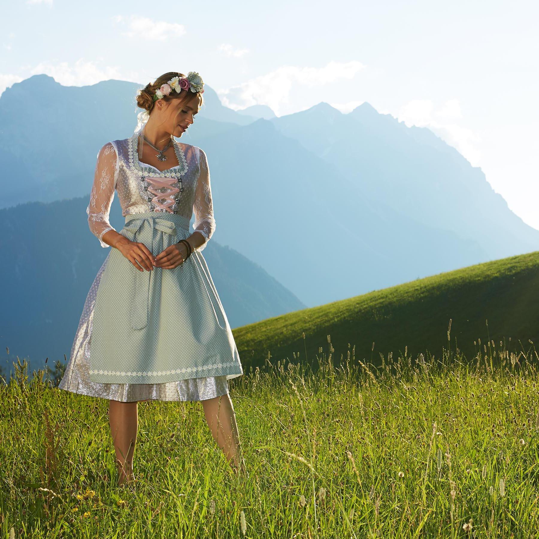 Tectake Frauenkostüm Midi-Dirndl Oberammergau Modell 2