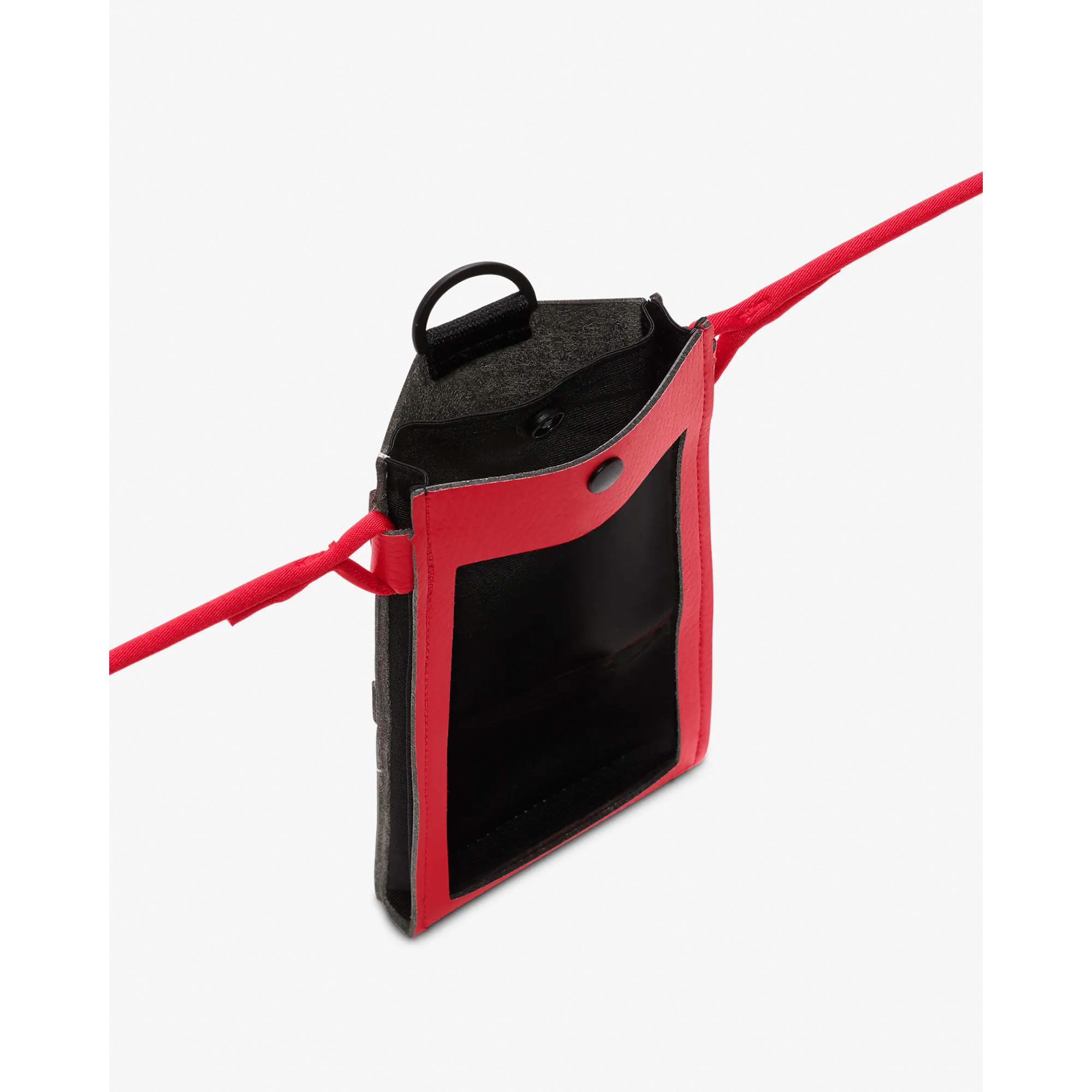 NIKE PREMIUM PHONE CROSSBODY Natel-Etui