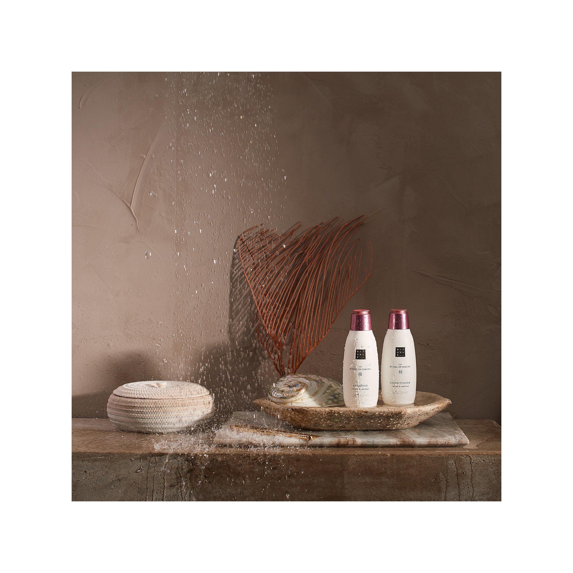 RITUALS The Ritual of Sakura Shampoo