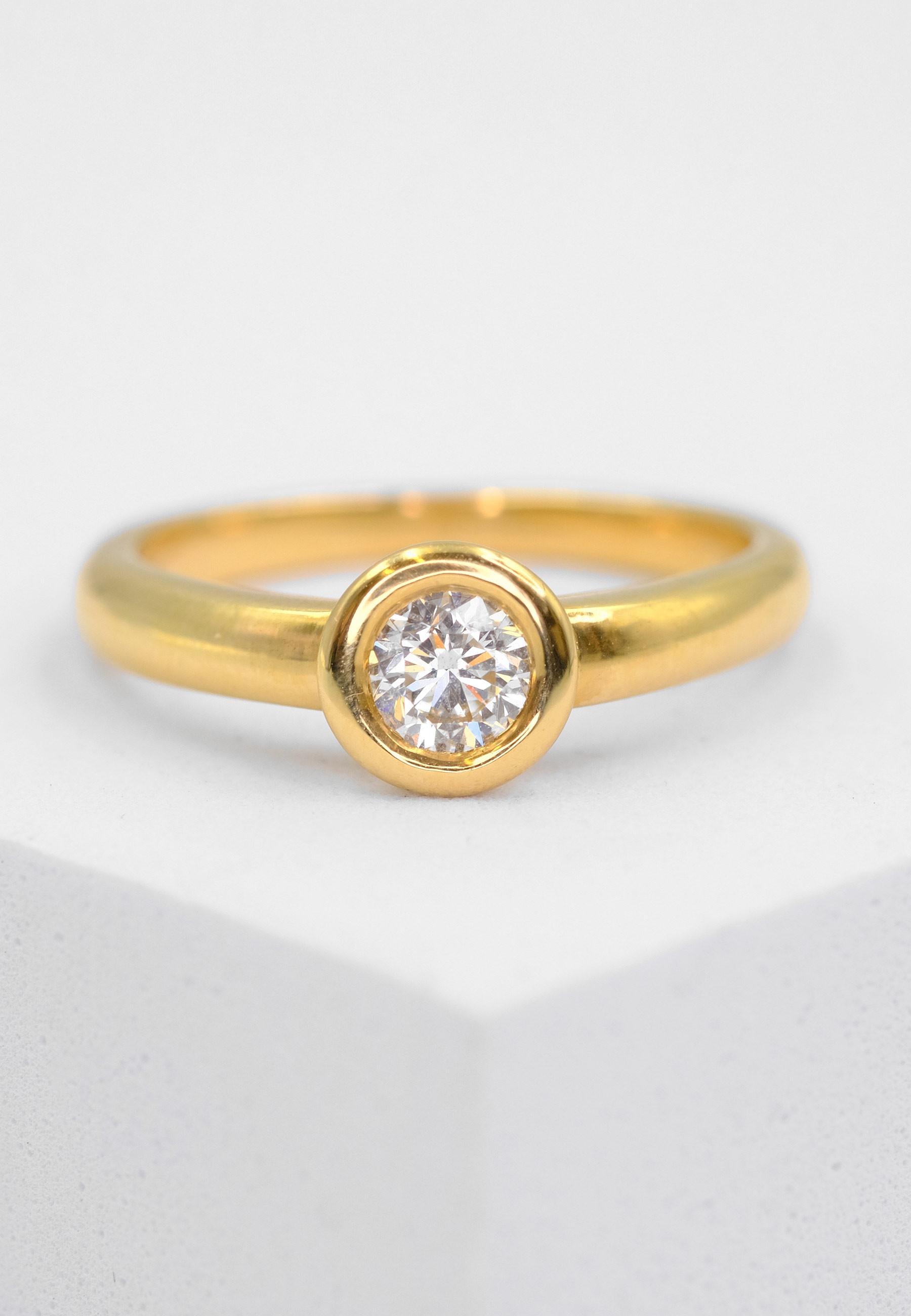 MUAU Schmuck Solitaire Ring Diamant 0.40ct. Gelbgold 750