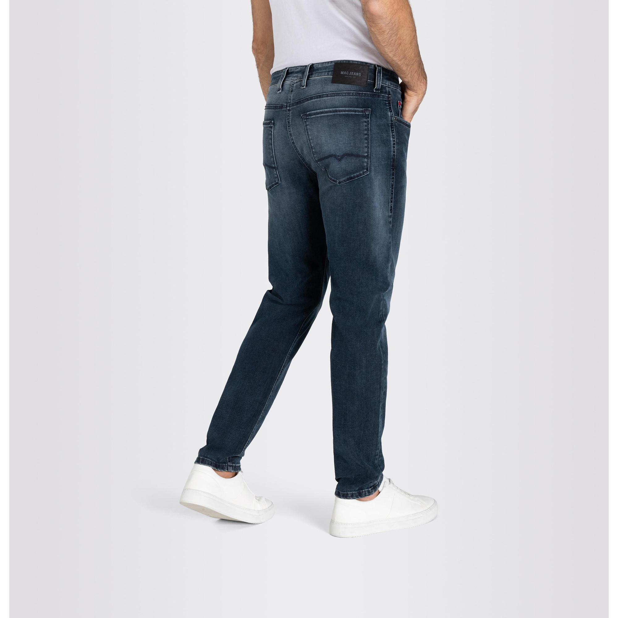 MAC Tapered Fit Jeans