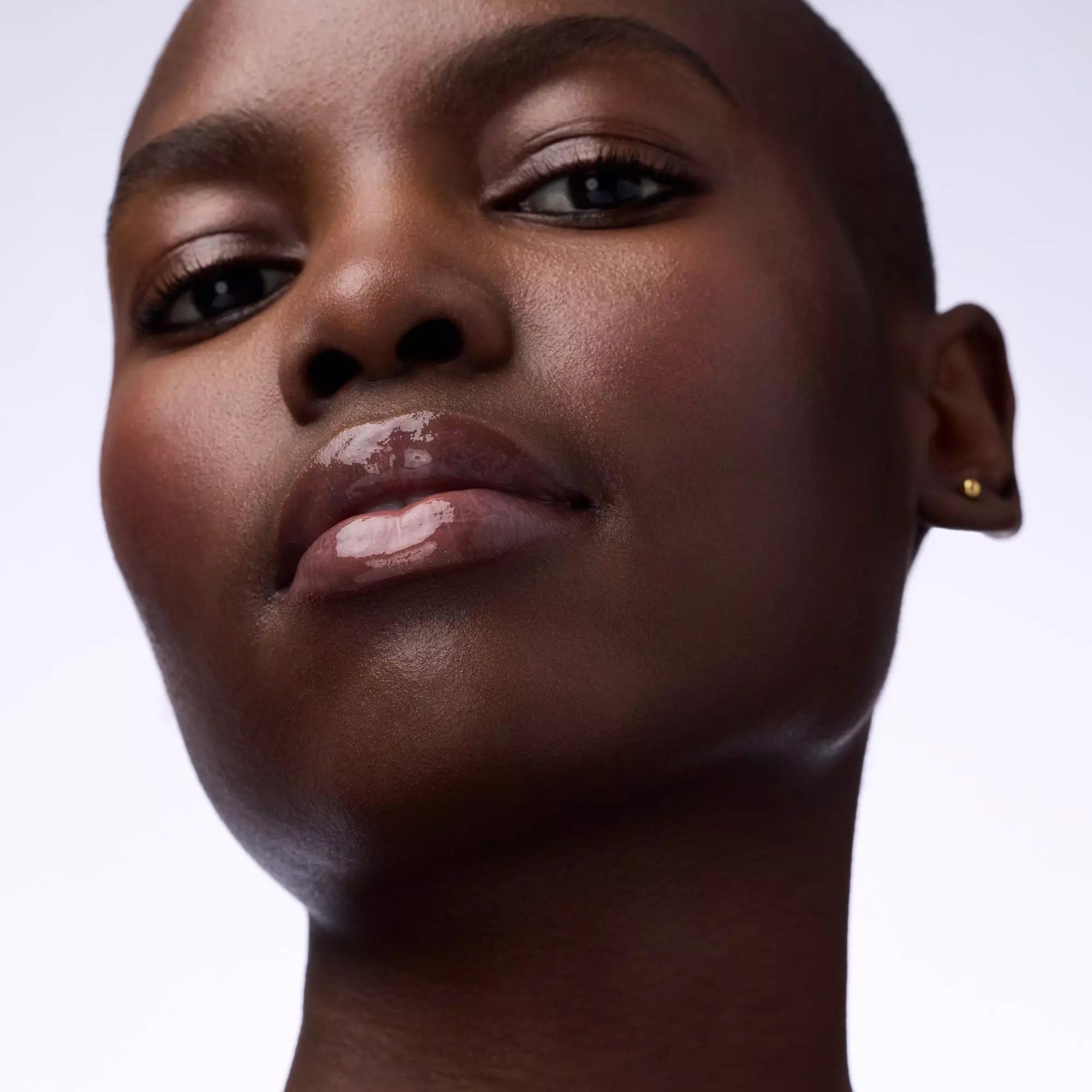 CATRICE Butter Drippin' Glossy Lip Balm