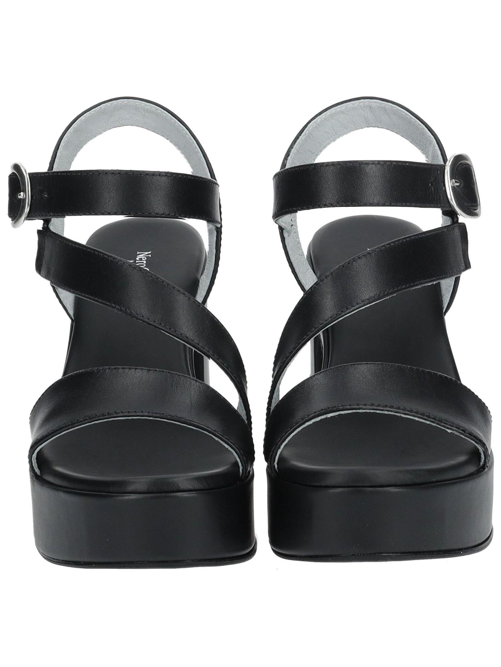 Nero Giardini Sandalen E410400D
