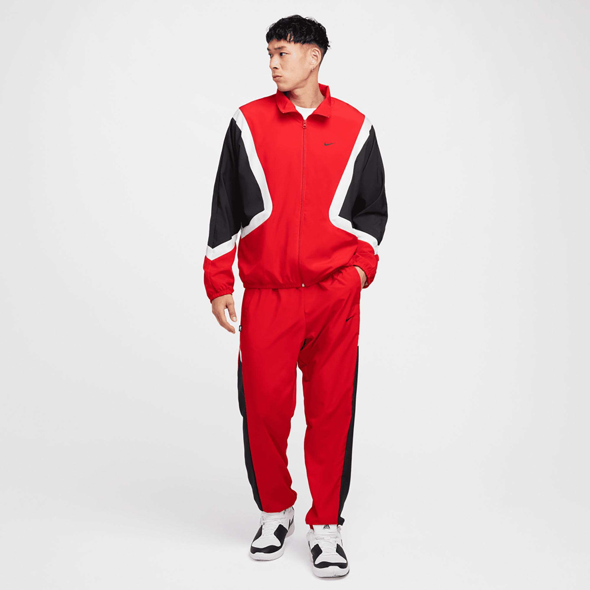 NIKE Jacke mit Reissverschluss