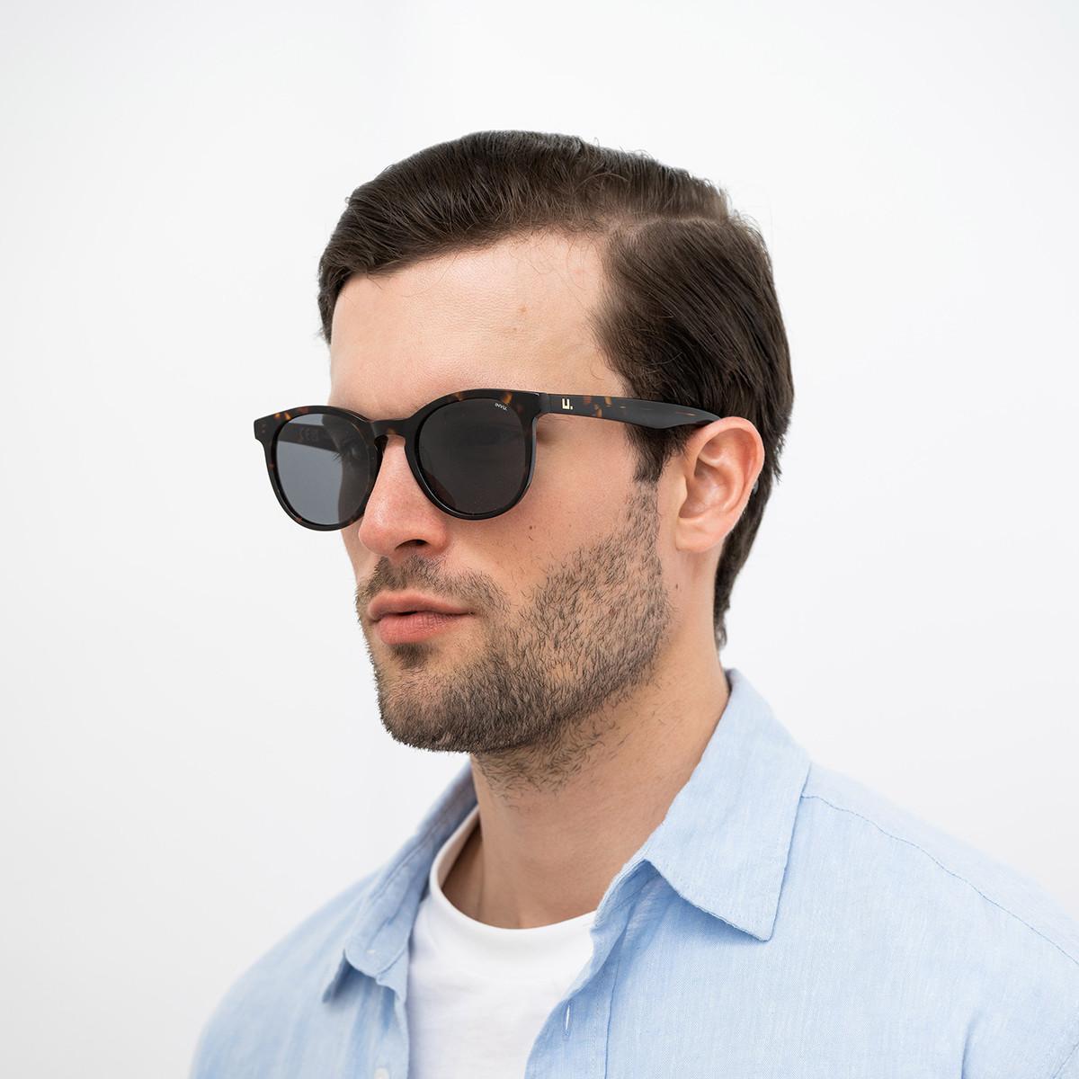 INVU Polarisierte Sonnenbrille in Premium-Qualität mit Etui