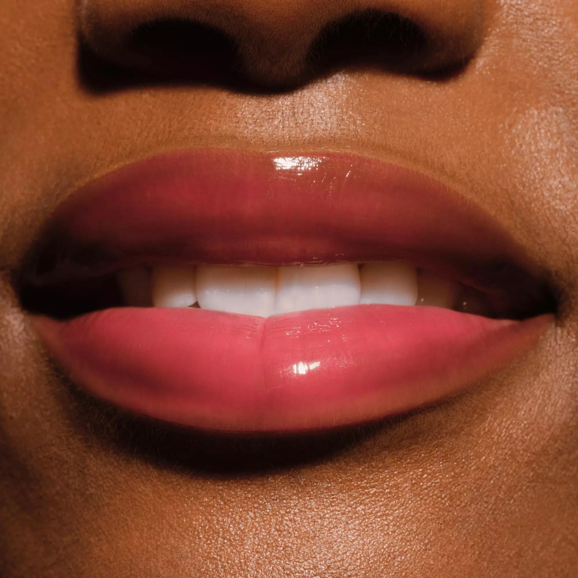CATRICE Butter Drippin' Glossy Lip Balm