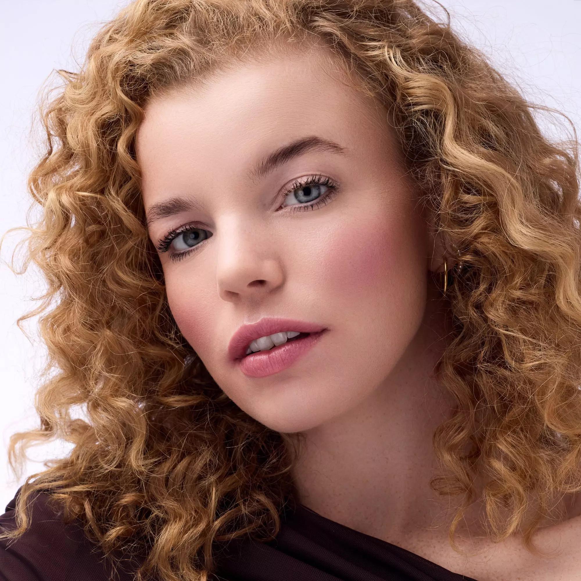 CATRICE Blushin' Charm Multi Stick