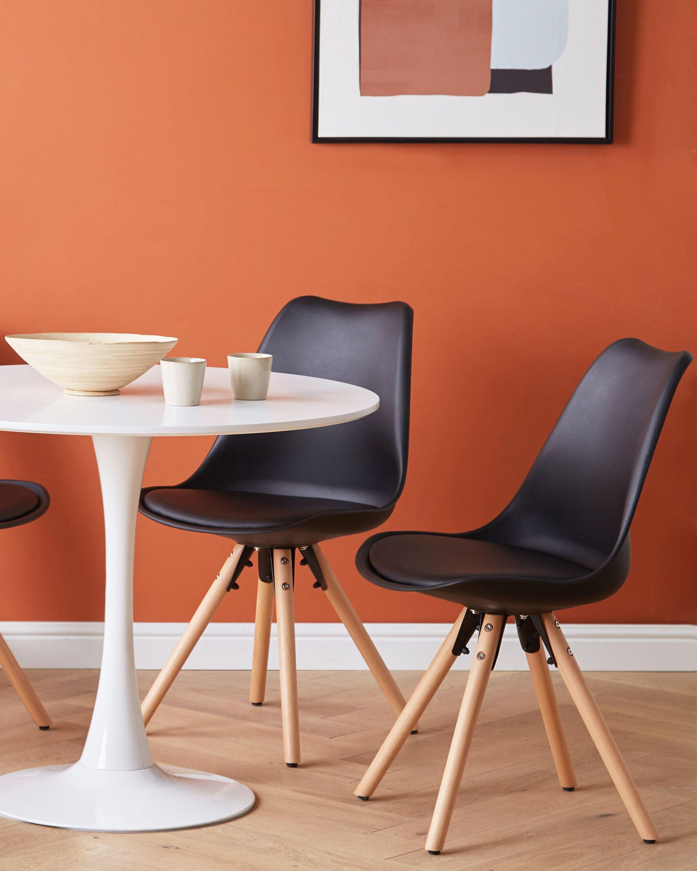 Beliani Esszimmerstuhl 2er Set aus Kunststoff Modern DAKOTA