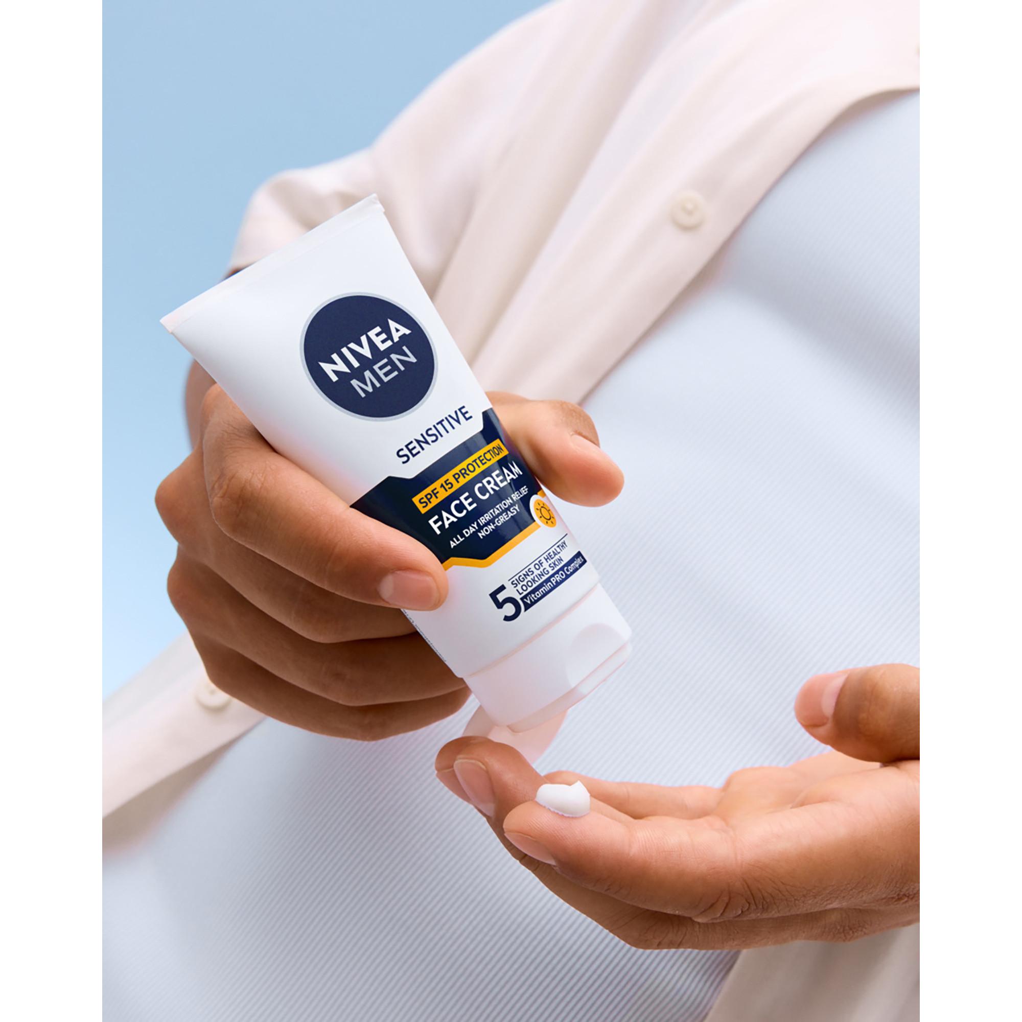 NIVEA Sensitive Gesichtspflege Creme LSF 15