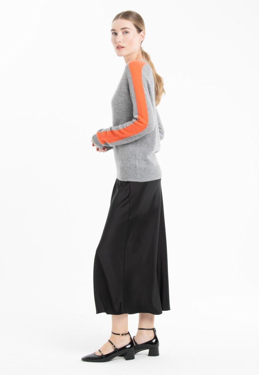 Studio Cashmere8 RIA 1 V-Ausschnitt Pullover mit Streifen an den Ärmeln - 100% Kaschmir