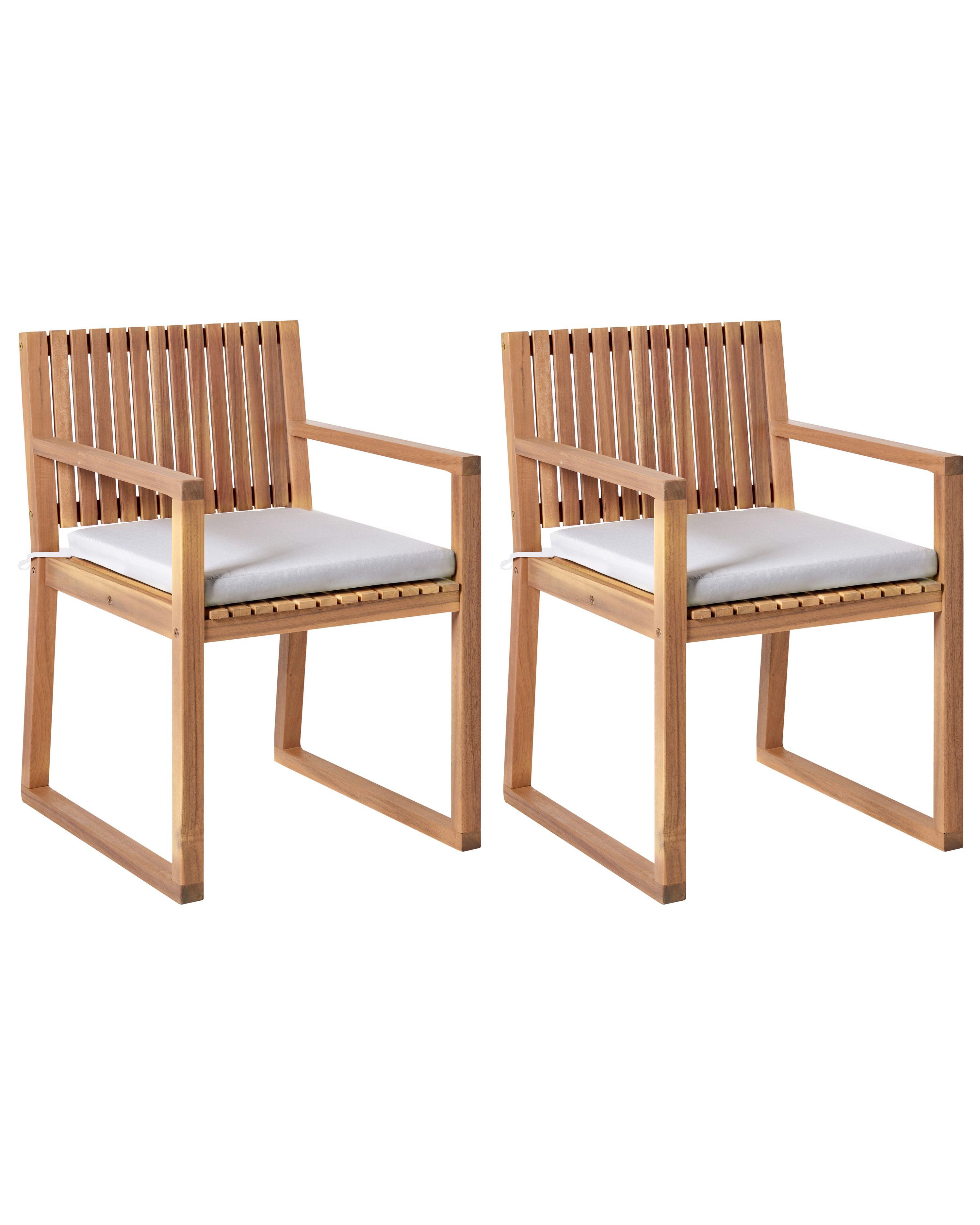 Beliani Set mit 2 Stühlen und Sitzkissen aus FSC® zertifiziertes Akazienholz Klassisch SASSARI PREMIUM