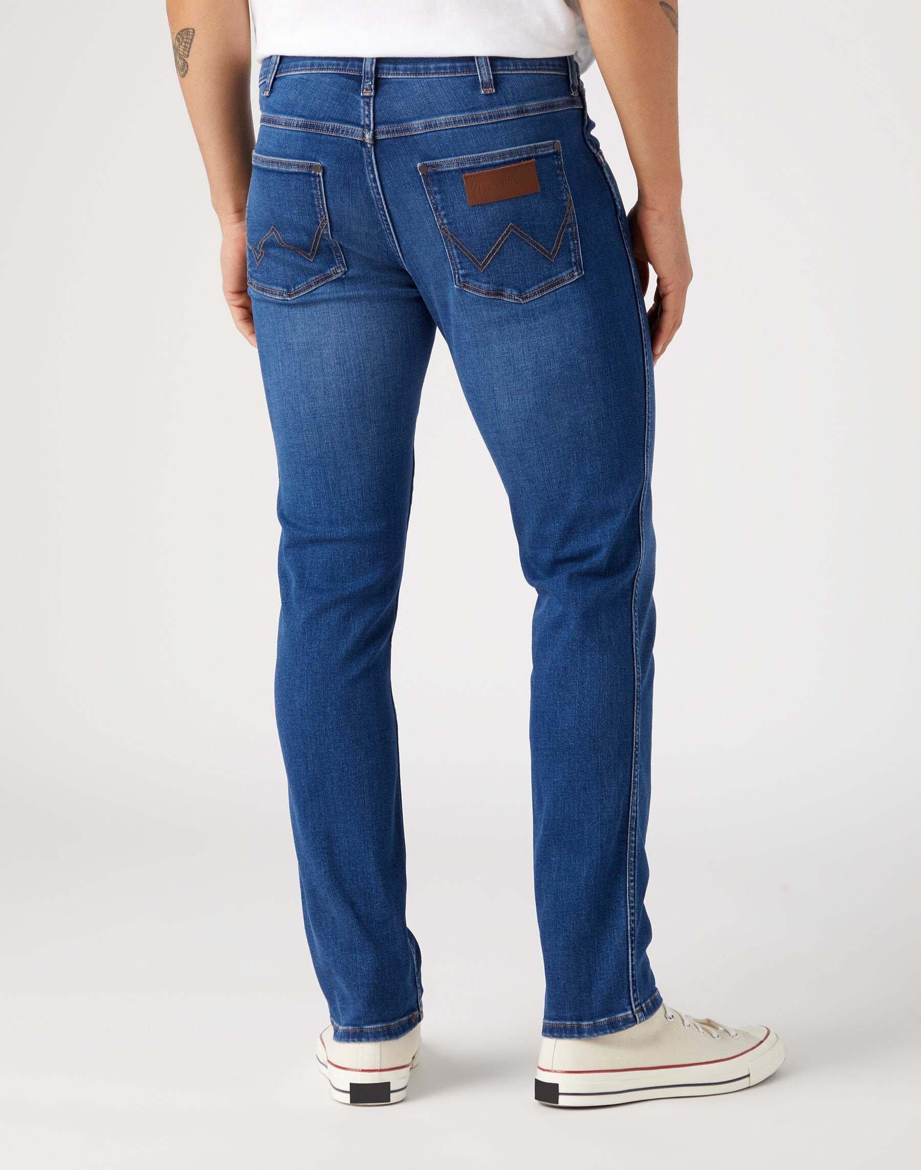 Wrangler Greensboro Medium Stretch Straight Leg Jeans