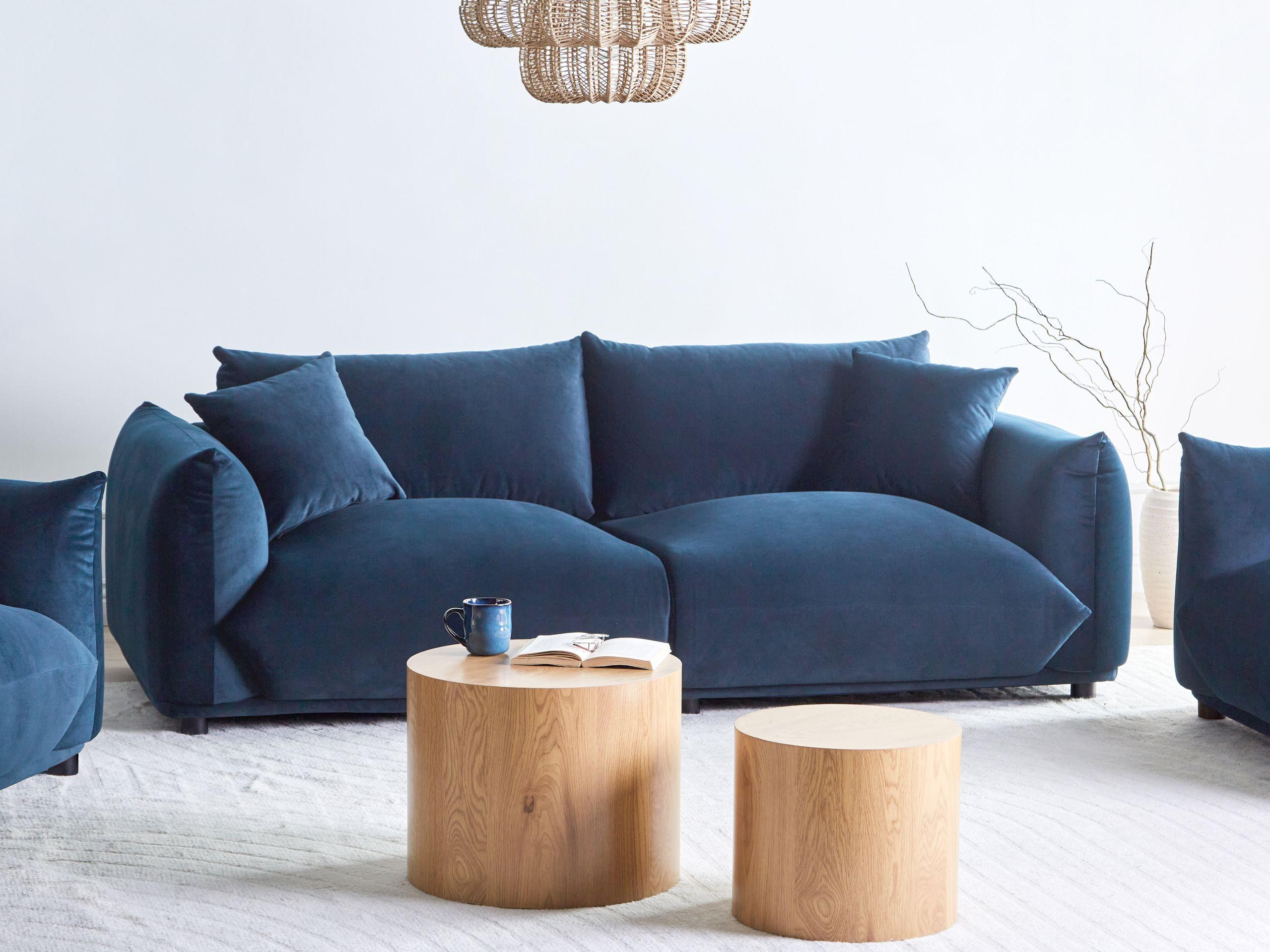 Beliani 3 Sitzer Sofa aus Samtstoff Glamourös LUVOS