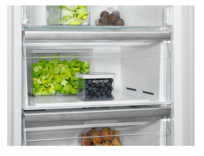 Electrolux Gefrierschrank SG280NICN, Silber Links, Wechselbar