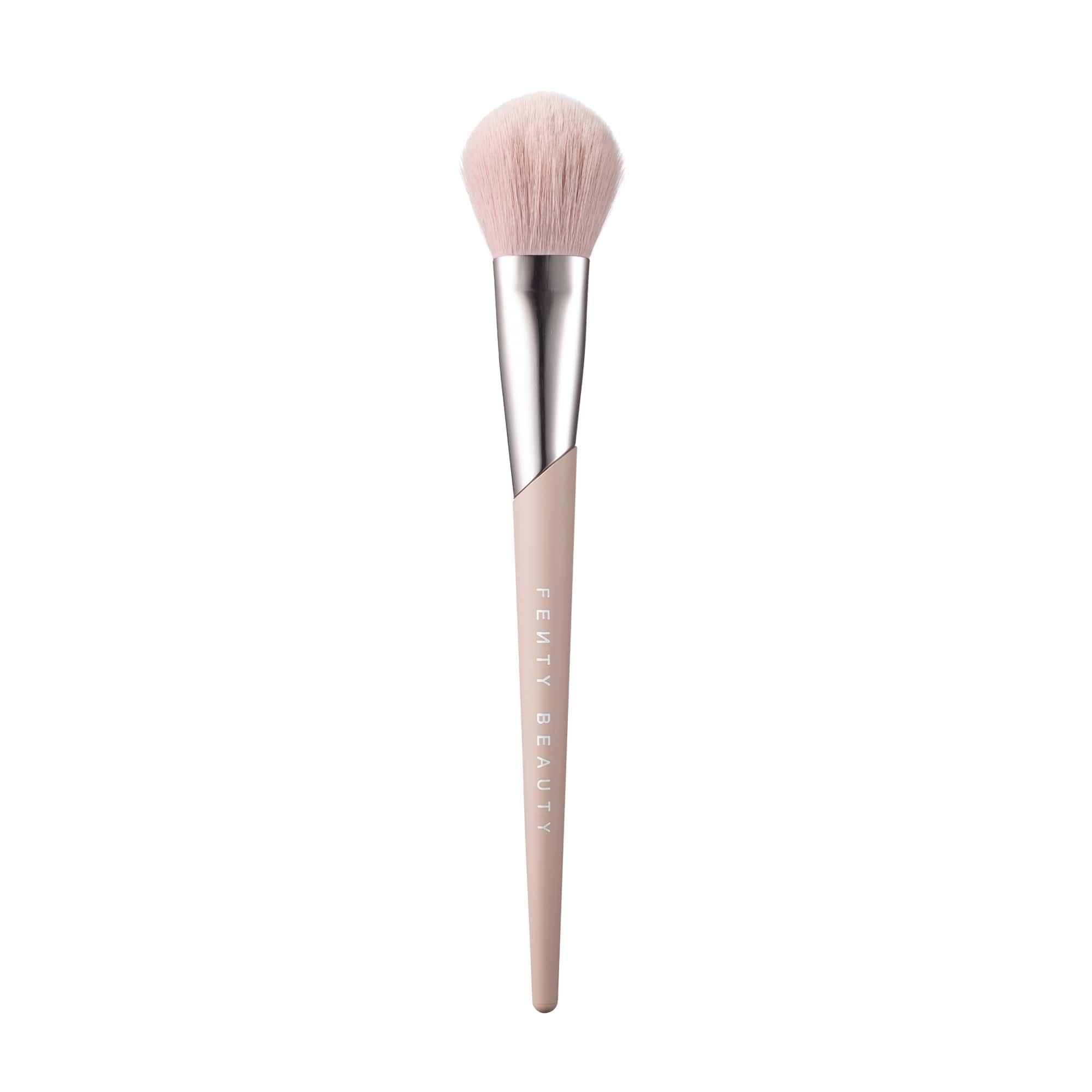 Fenty Beauty By Rihanna brush Brush Sculpting Bronzer 195
