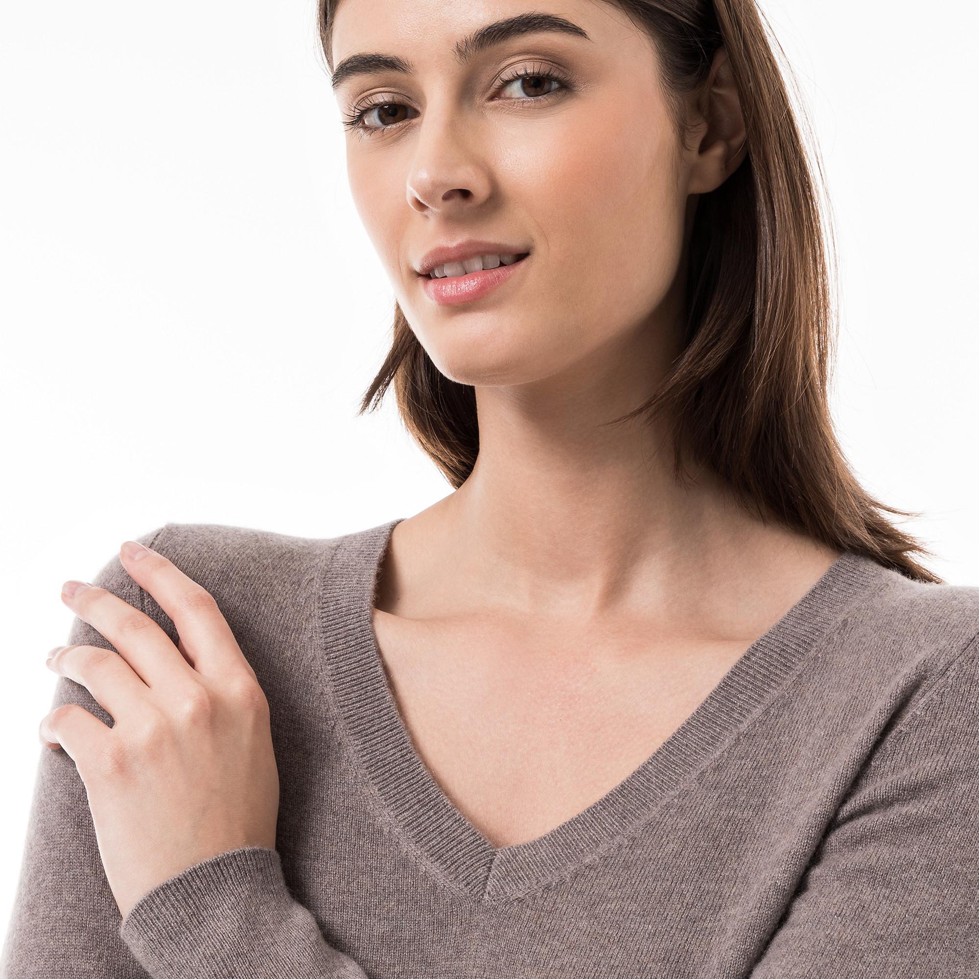 Manor Woman Bio-Cashmere Pullover, V-Neck