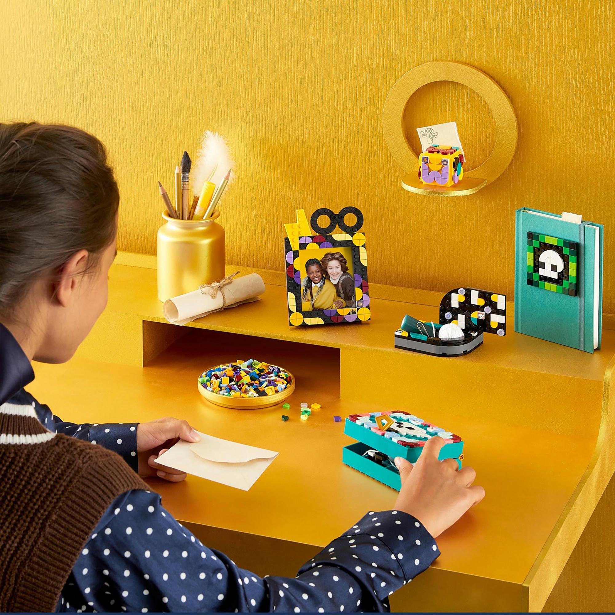 LEGO® 41811 Hogwarts™ Schreibtisch-Set