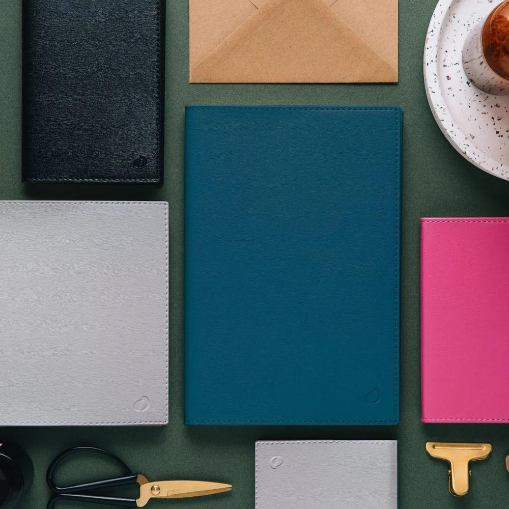 QUO-VADIS Quo Vadis - Terminkalender - 2025 - Trinote - Die Woche Planning - Deutsch - Soho - Schwarz - Dez/Dez - 18x24 cm - Clairefontaine-Papier Weiß - Hergestellt in Frankreich