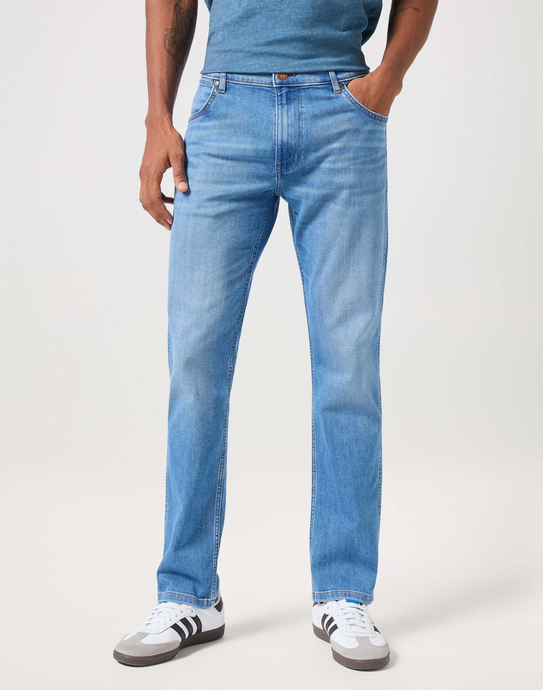 Wrangler Greensboro Low Stretch Straight Leg Jeans