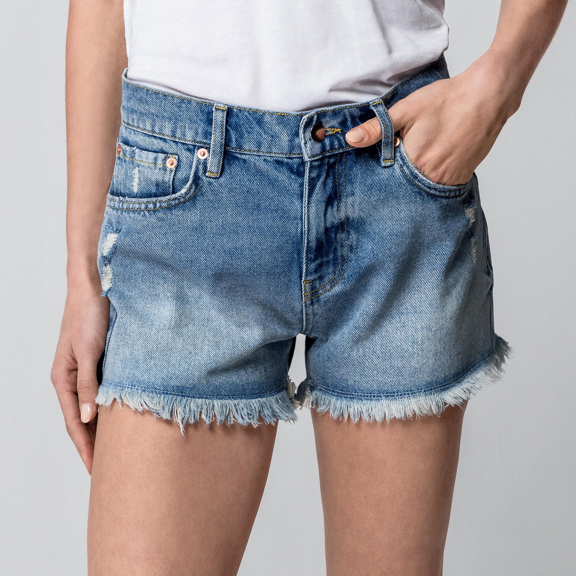 Manor Woman Denim Shorts mit Destroyed Details