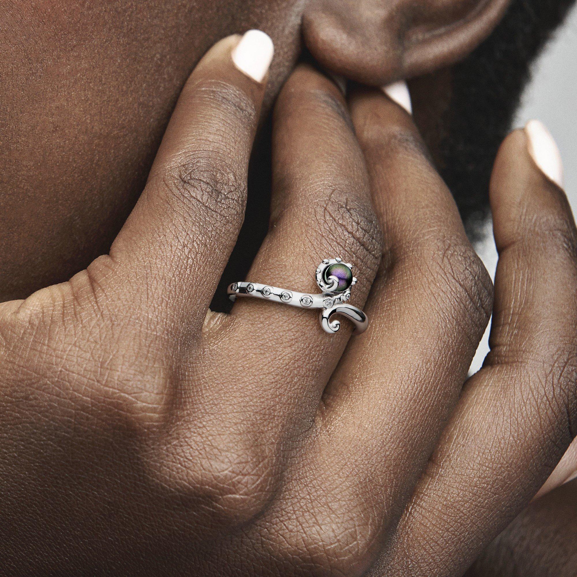 PANDORA Disney x Pandora Ring