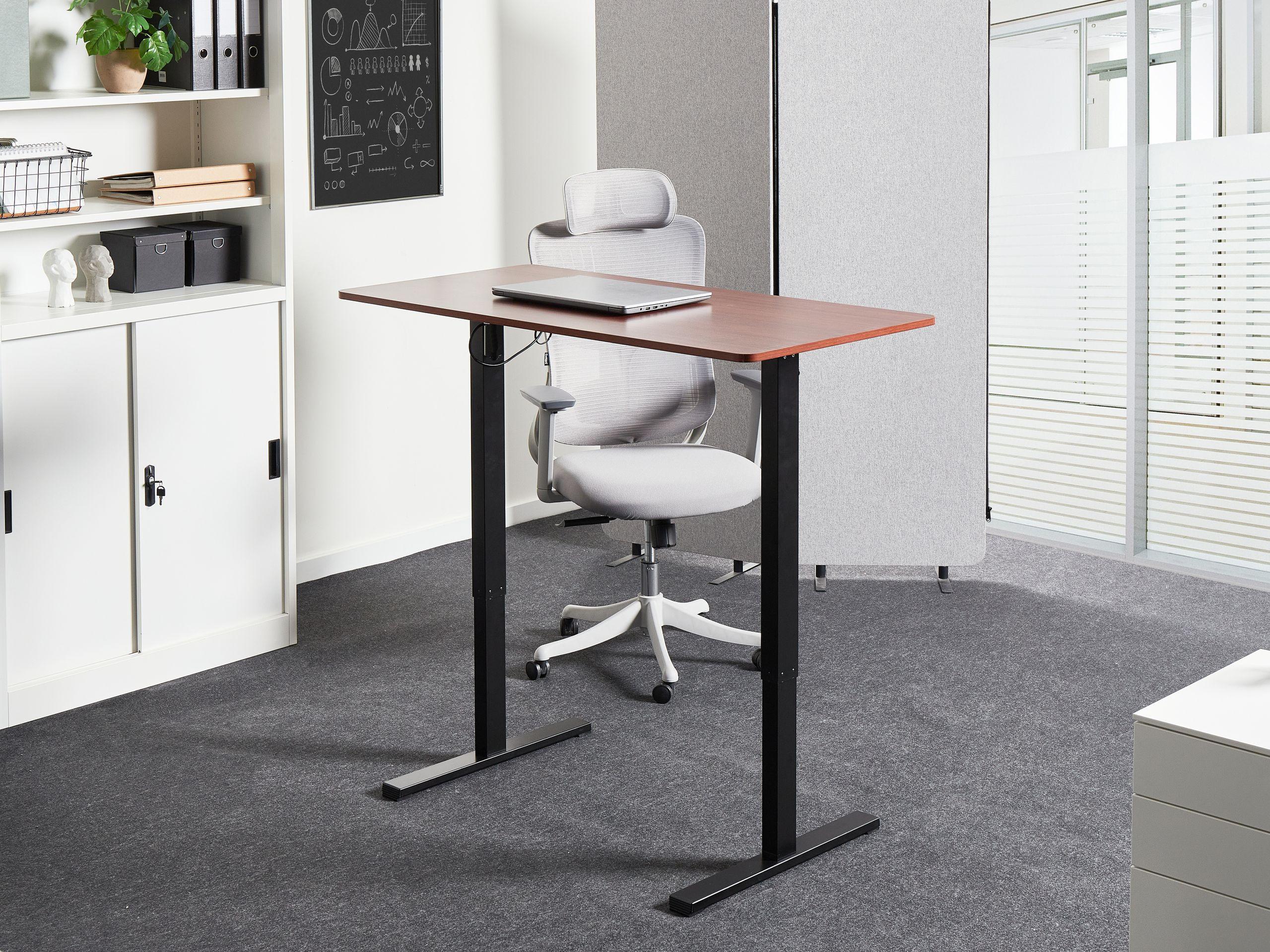 Beliani Schreibtisch elektrisch höhenverstellbar aus Faserplatte Modern TAVARES