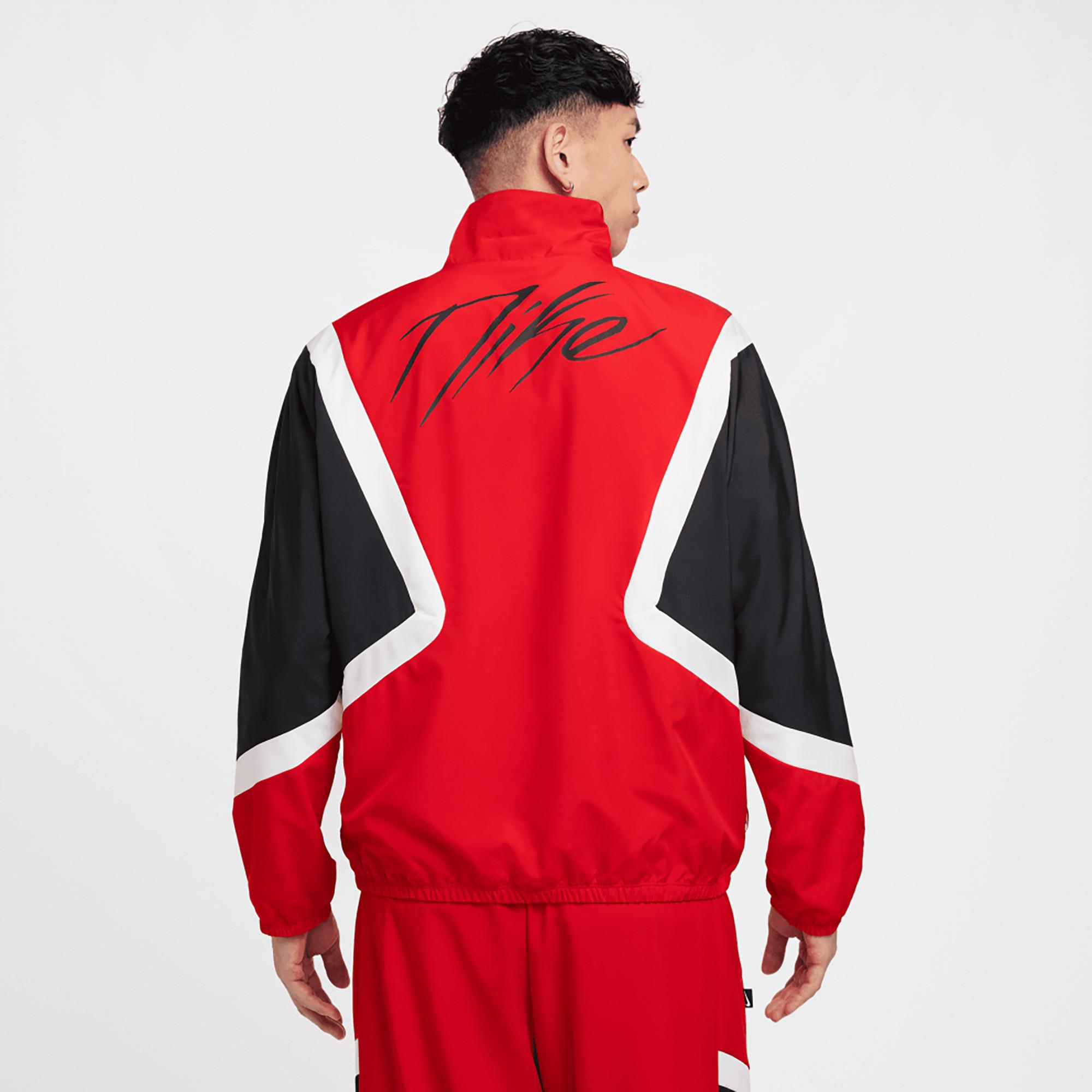 NIKE Jacke mit Reissverschluss
