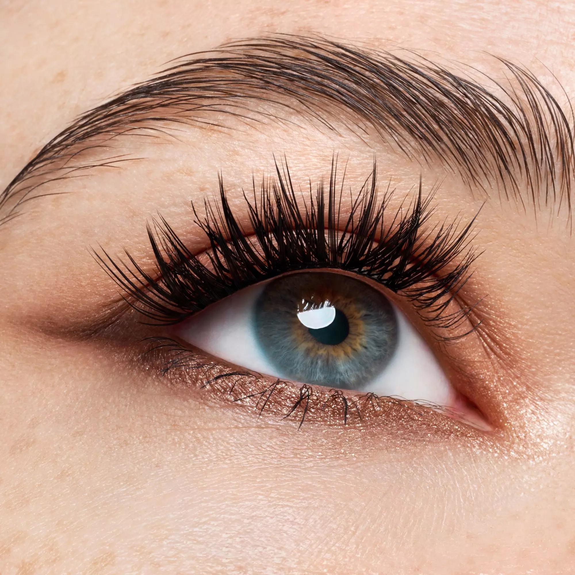 CATRICE Faked Volume Cluster Lashes