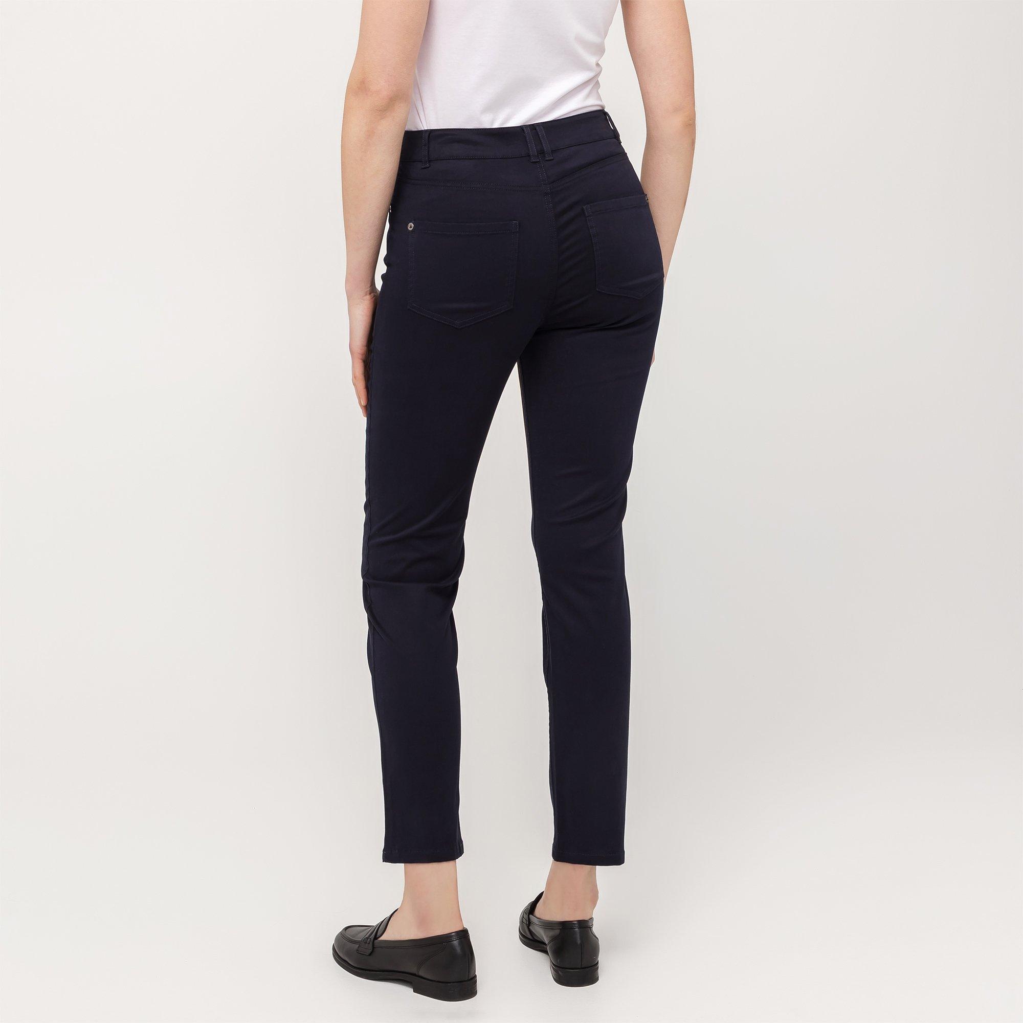 Manor Woman Straight Leg Five-Pocket Hose