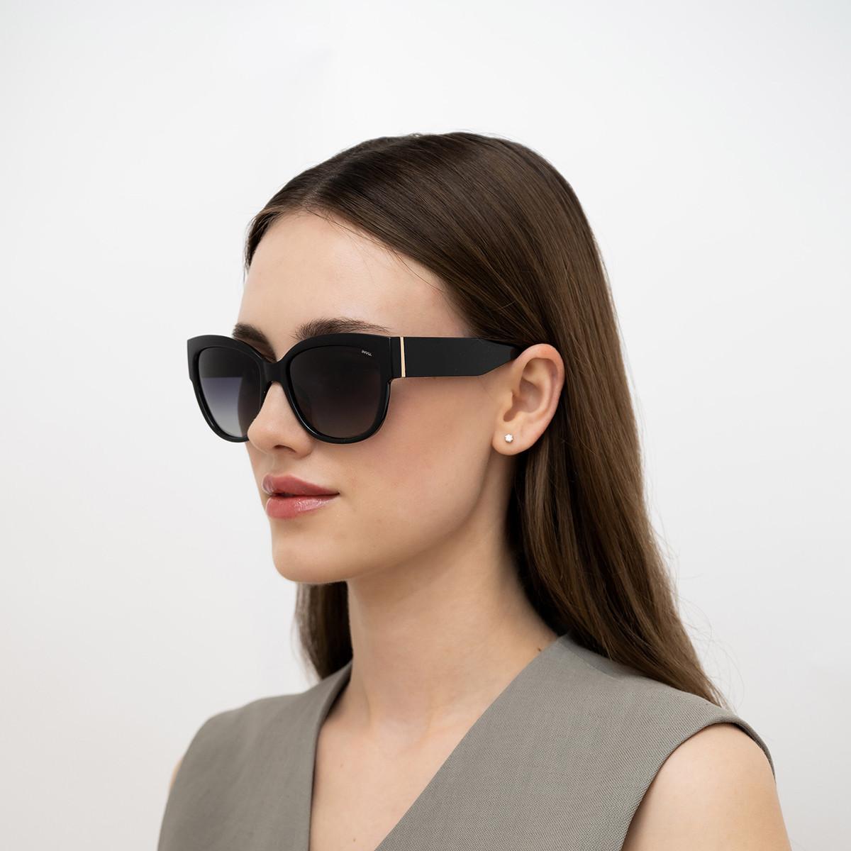 INVU Polarisierte Sonnenbrille mit Etui