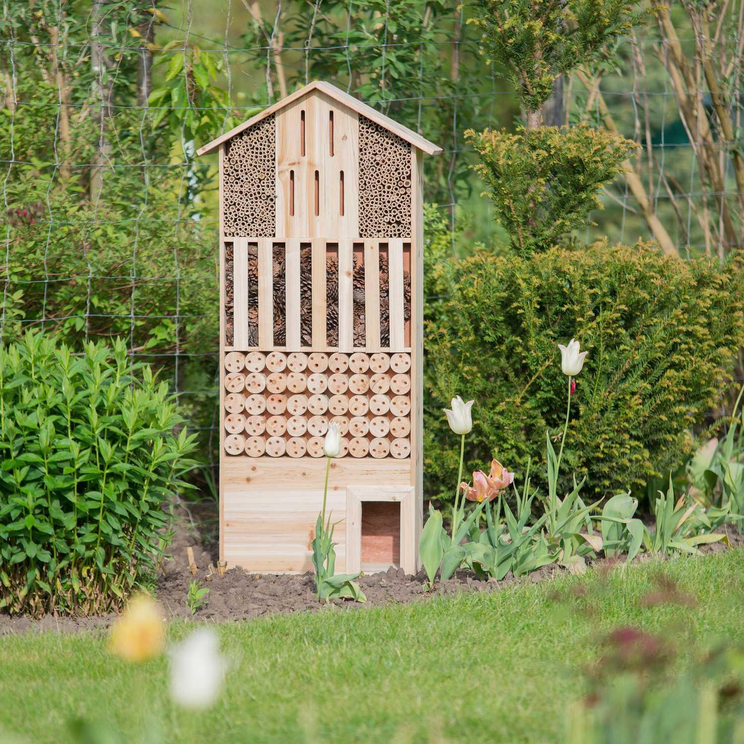 B2X Insektenhotel Natur XXL mit Igelhaus