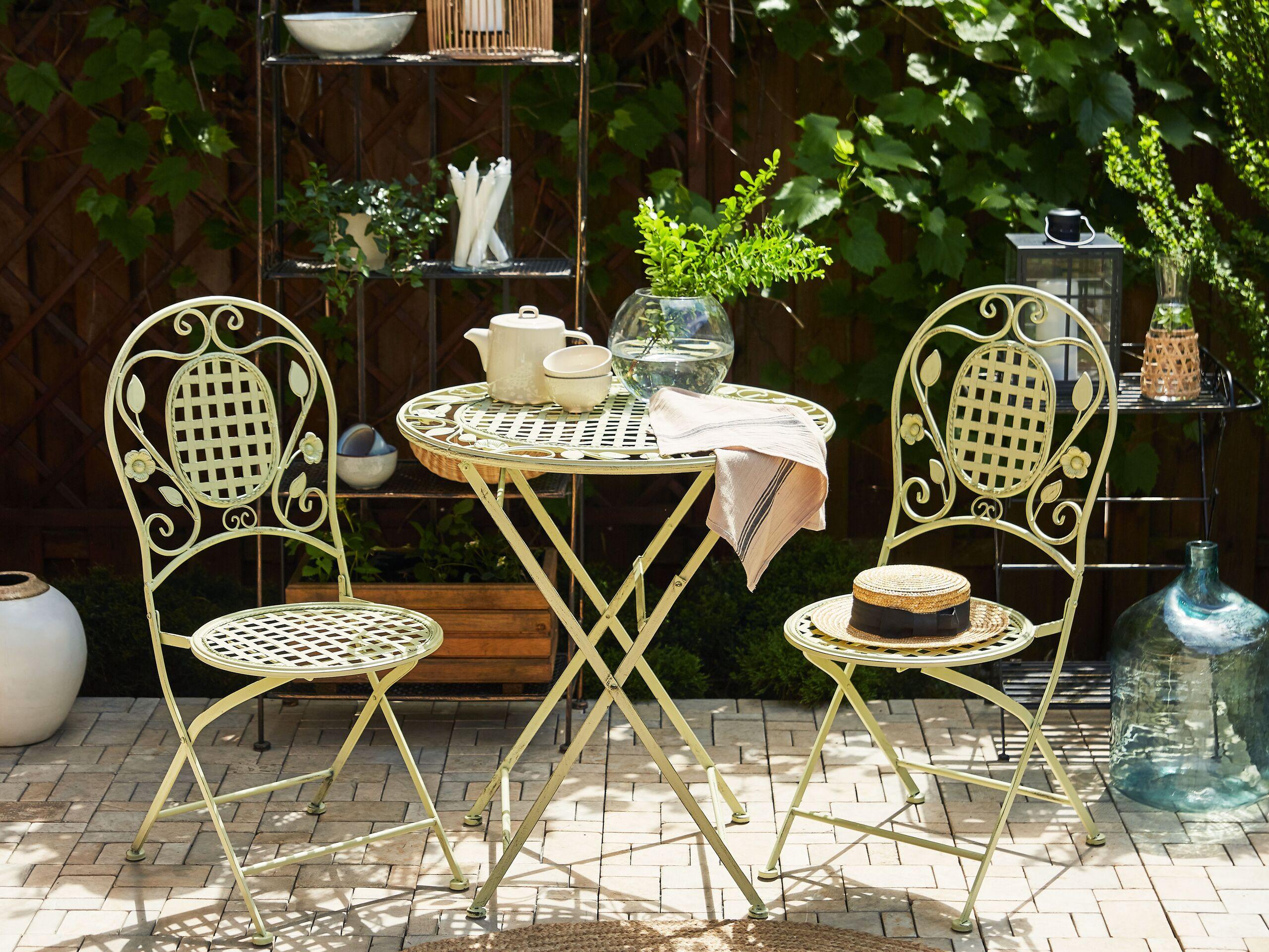 Beliani Outdoor Bistrotisch aus Eisen Retro BIVIO