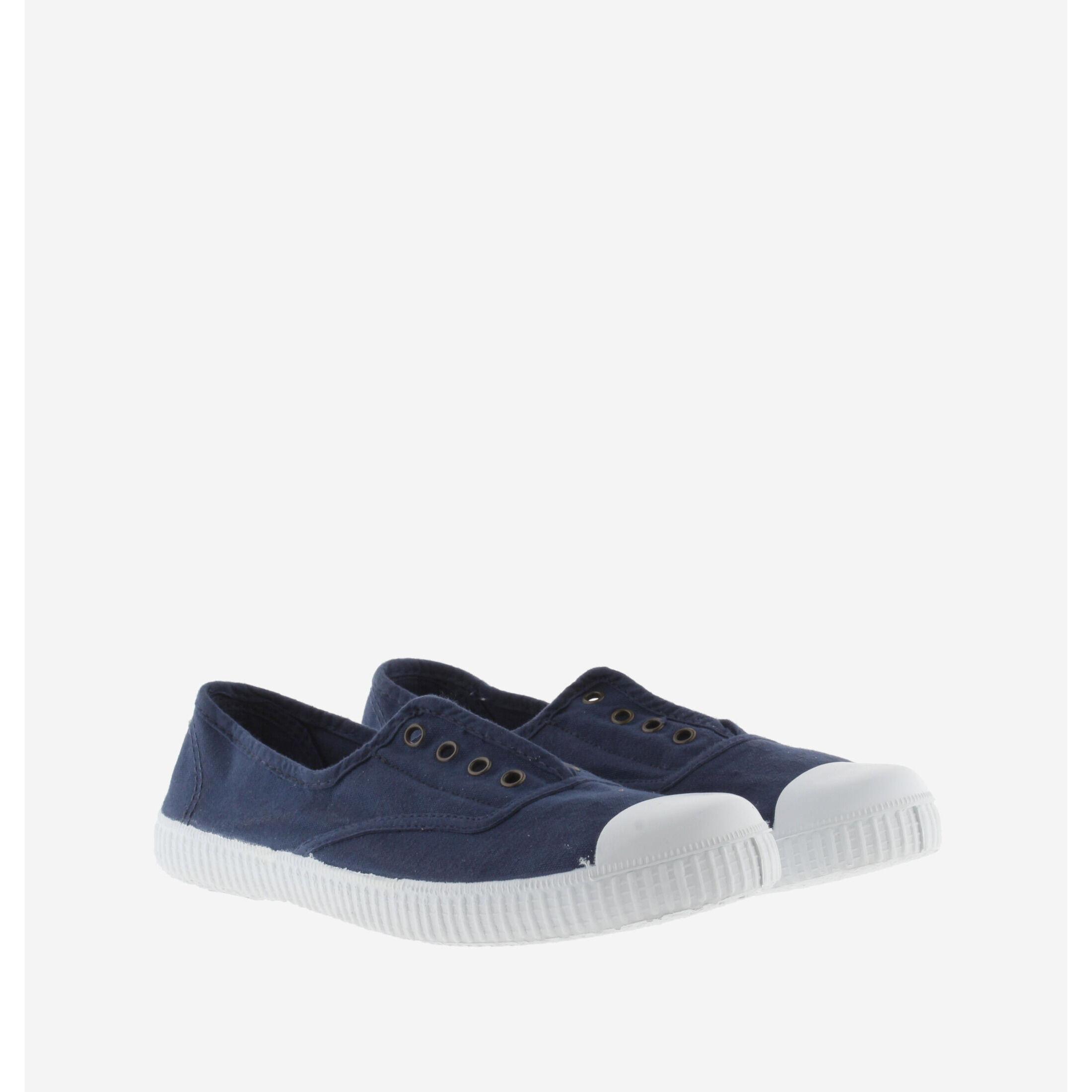 Victoria sneakers 1915