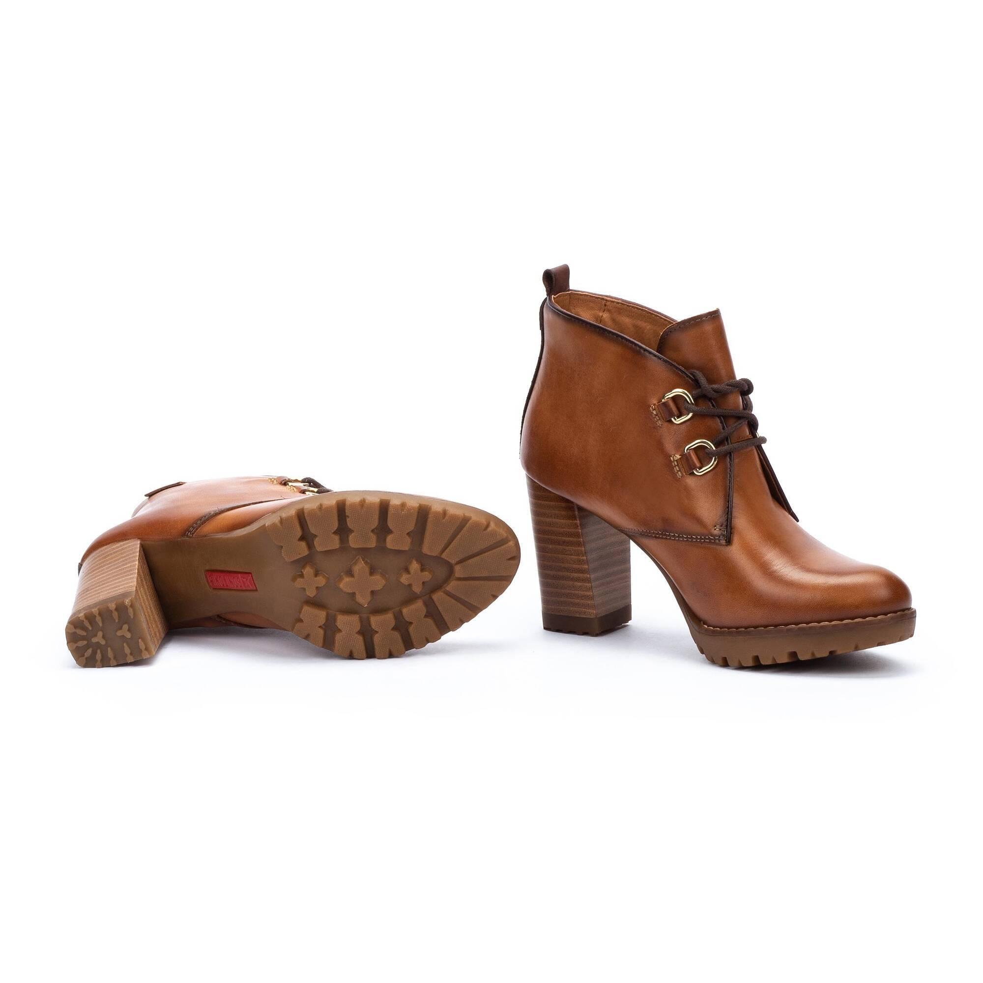 Pikolinos Stiefeletten Connelly