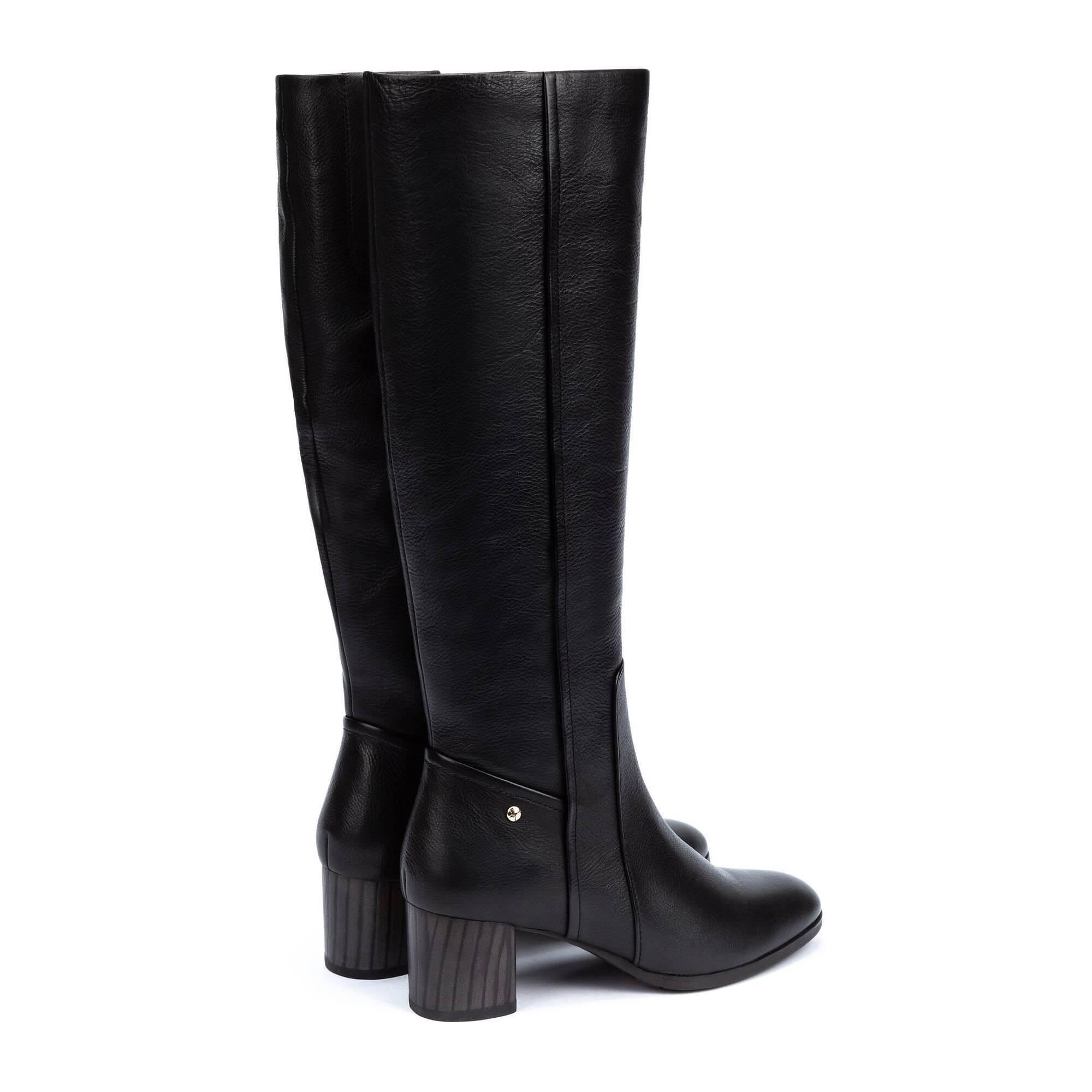 Pikolinos stiefel calafat