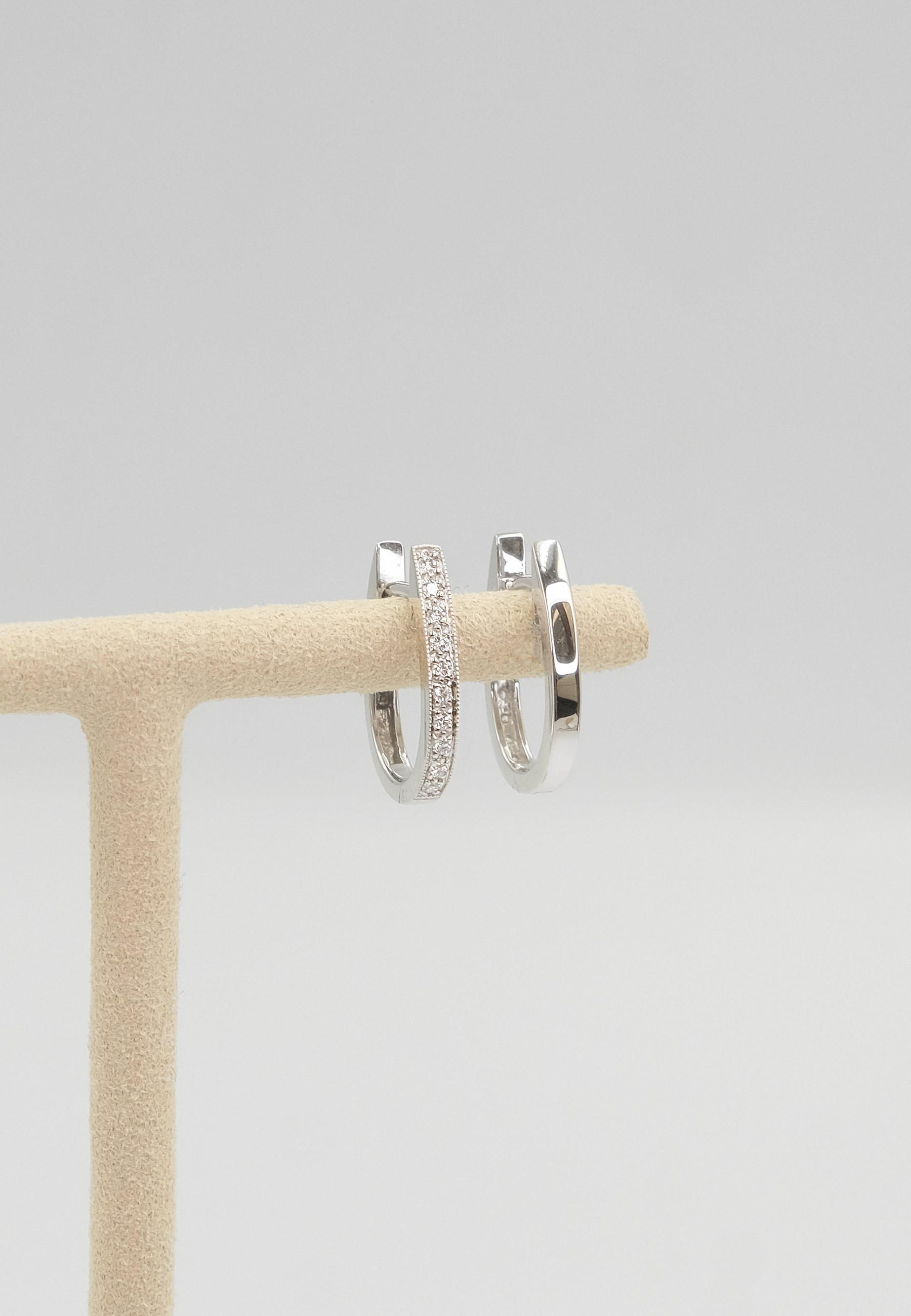 MUAU Schmuck Creolen Weissgold 750 Diamant 0.125ct. 16mm