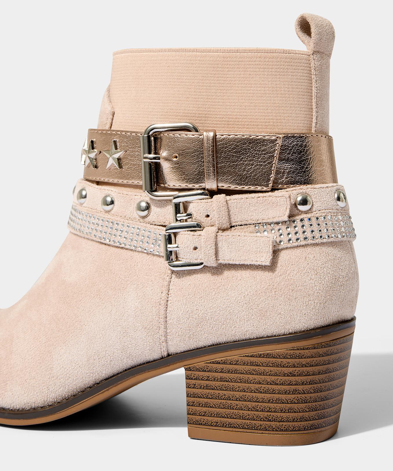 Joe Browns Knöchelstiefel mit Sternnieten und Schnallendetail