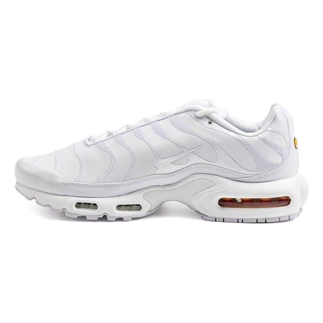 NIKE AIR MAX PLUS