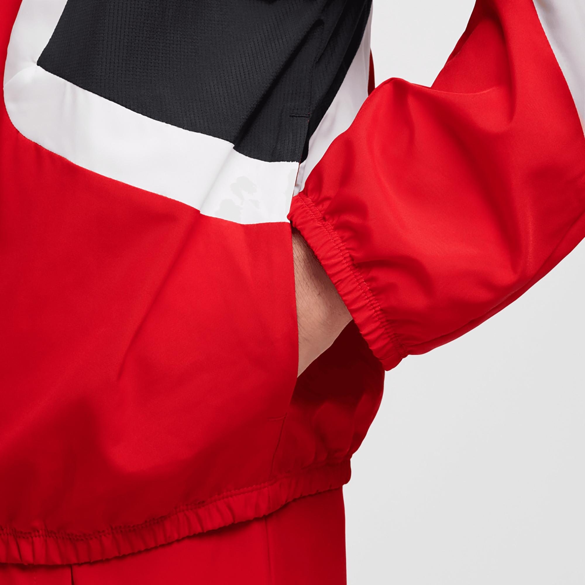 NIKE Jacke mit Reissverschluss