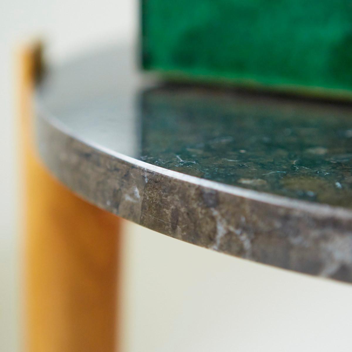 Tikamoon Beistelltisch aus Teak und Marmor black Nestor