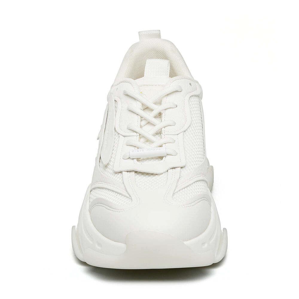 STEVE MADDEN sneakers possess