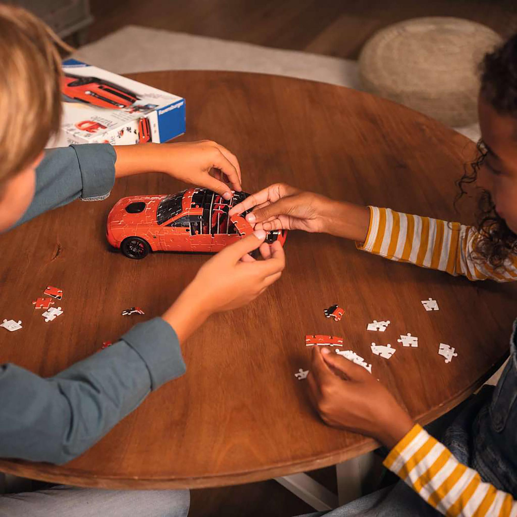 Ravensburger Dodge Challenger R/T Scat Pack Widebody