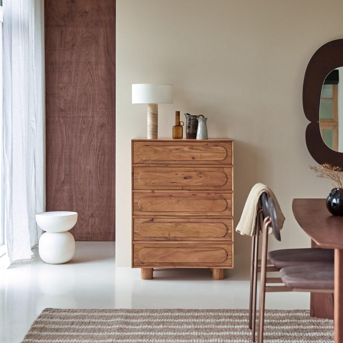 Tikamoon Hohe Kommode aus Akazie massiv Olga