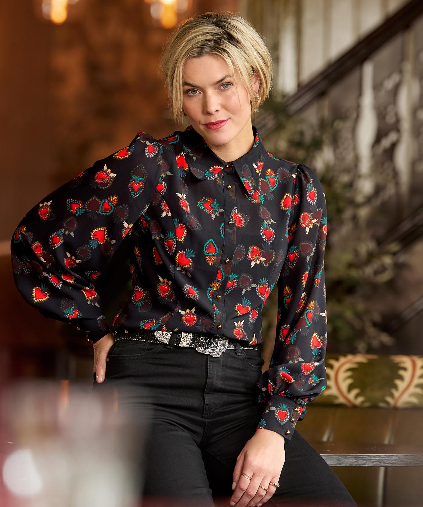Joe Browns Georgette-Bluse mit Herzmotiv