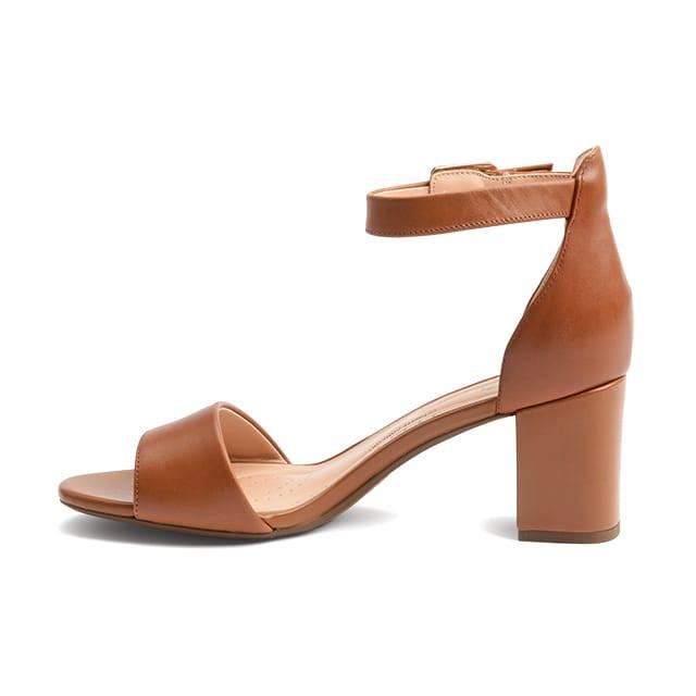 Clarks Deva Mae