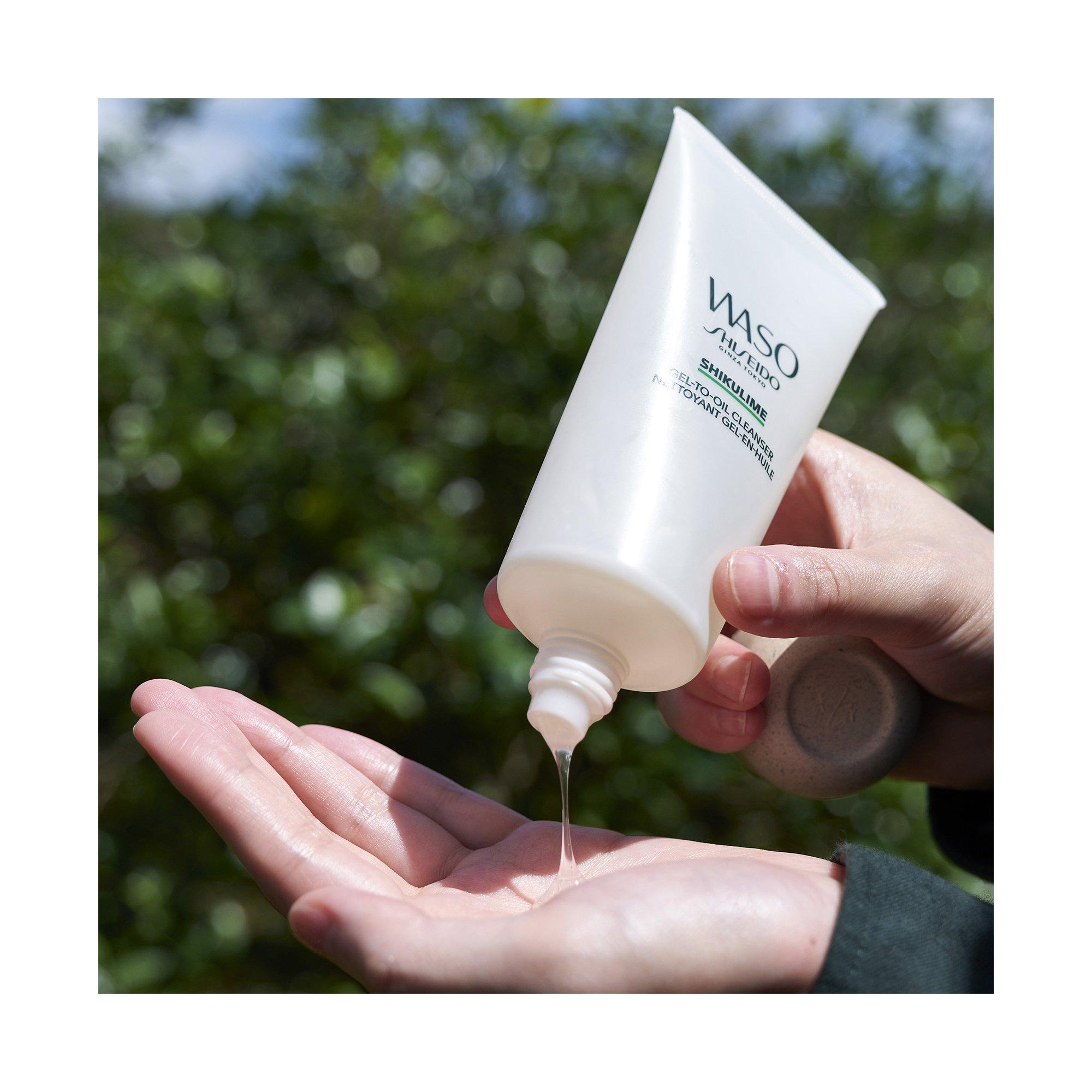 SHISEIDO Waso Shikulime Gel-to-Oil Cleanser