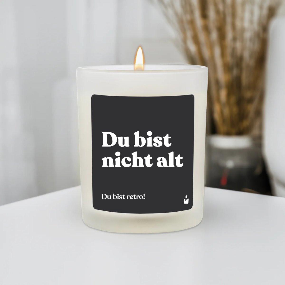 CandleHand Duftkerze Woody Du bist nicht alt - Du bist retro!