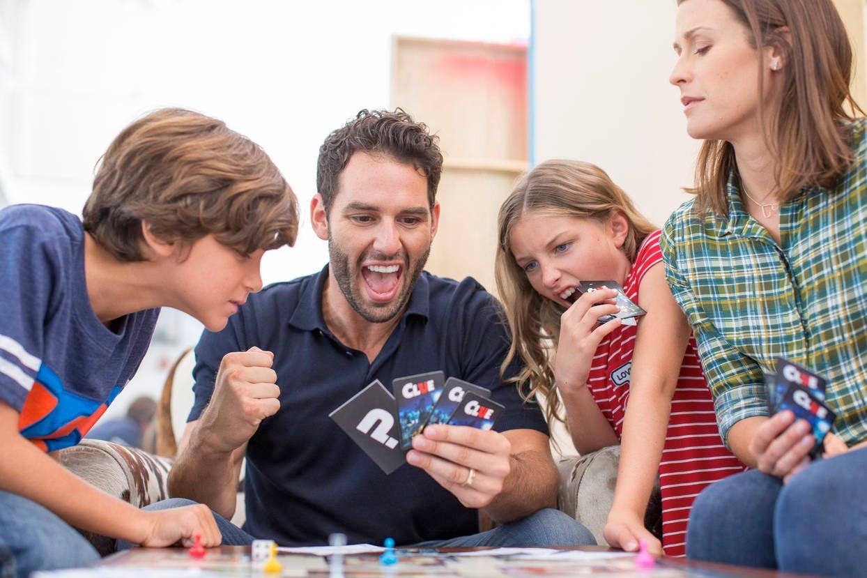 Hasbro Games Cluedo, Französisch